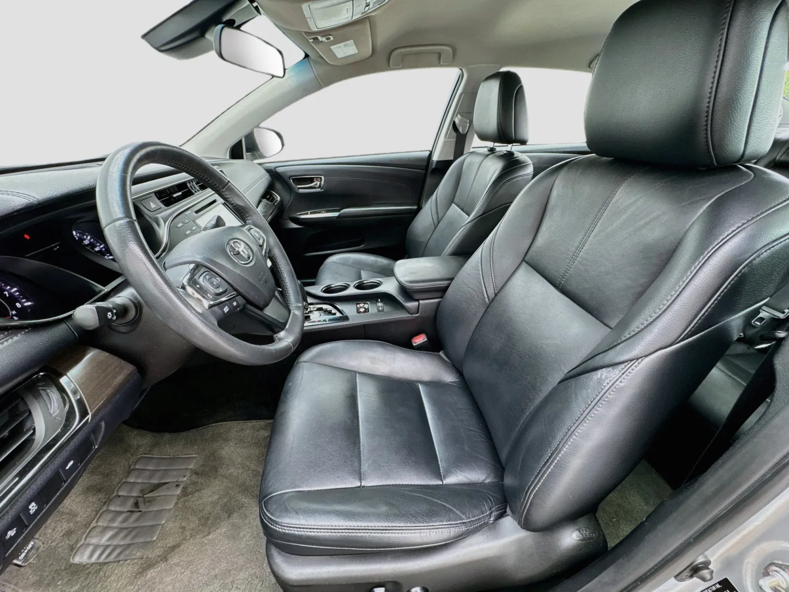 Toyota Avalon photo 13