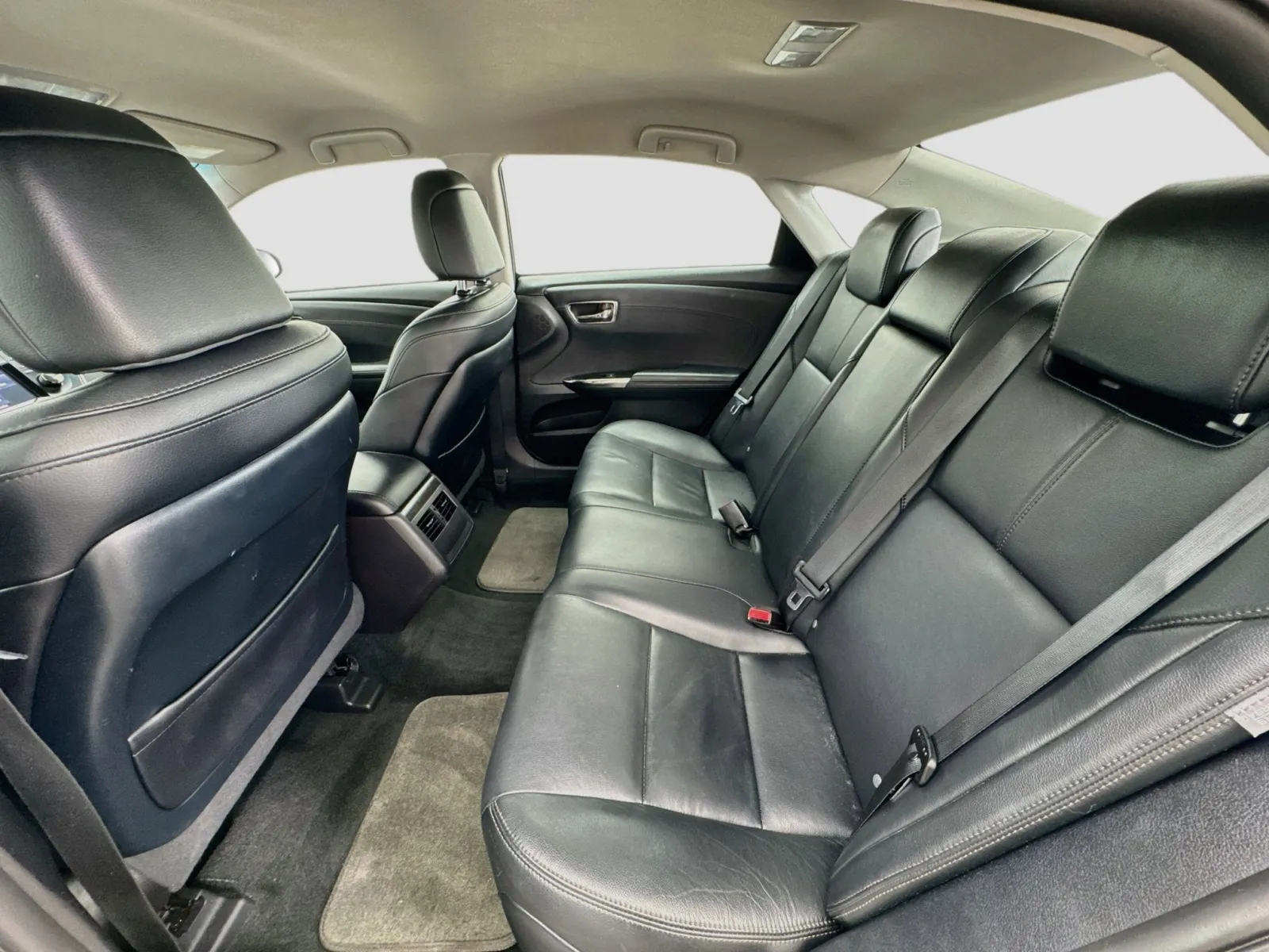 Toyota Avalon photo 15