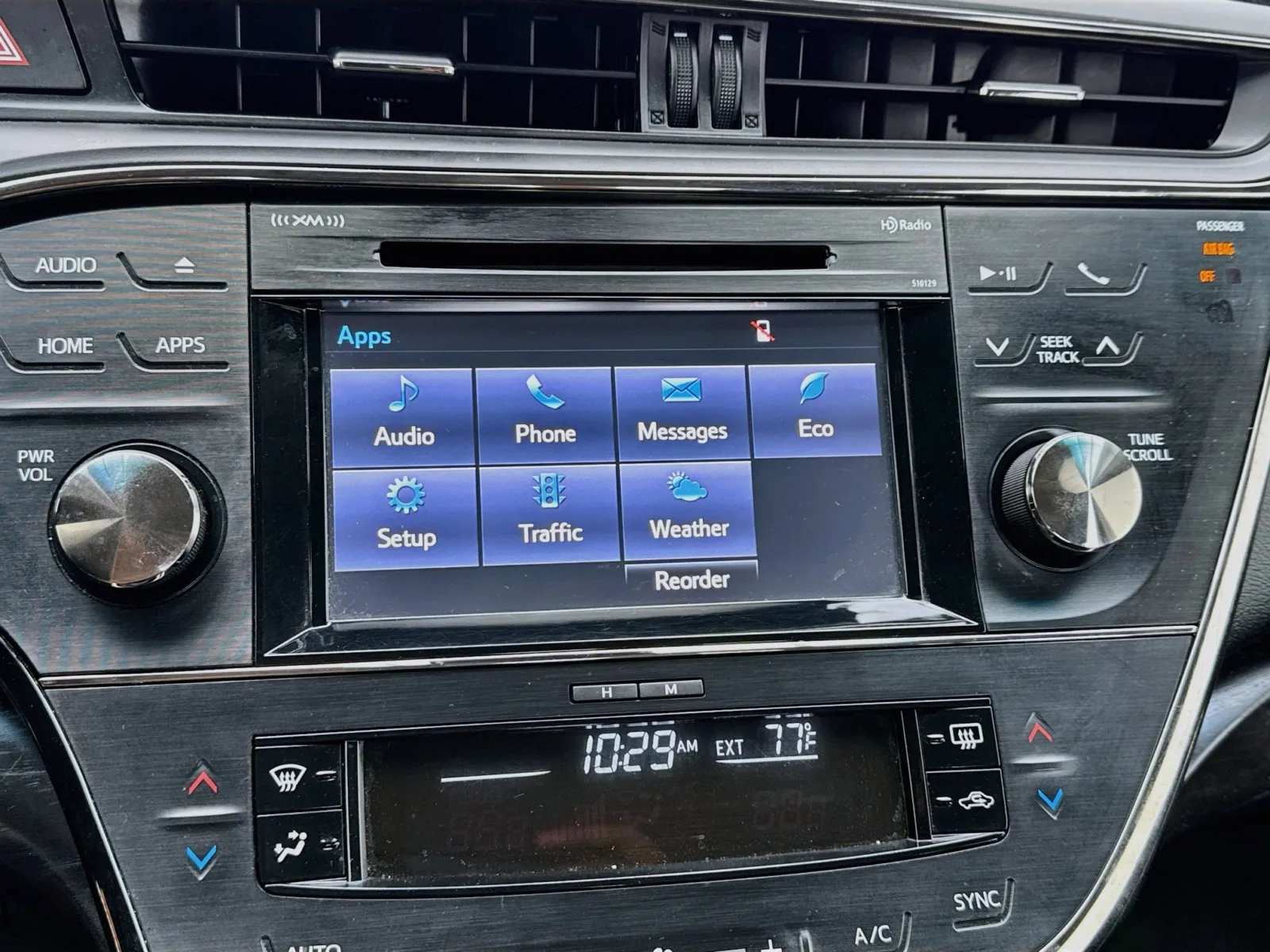 Toyota Avalon photo 9