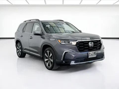 Another view of 2023 Honda Pilot Touring for sale in Bellflower, CA at STG Bellflower
