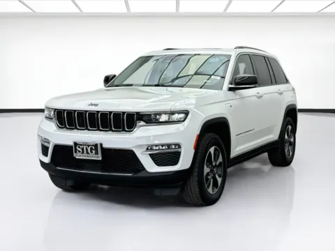 White 2023 Jeep Grand Cherokee 4xe for sale in Bellflower, CA