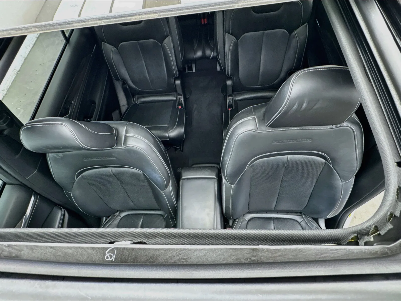 Jeep Grand Cherokee L photo 14