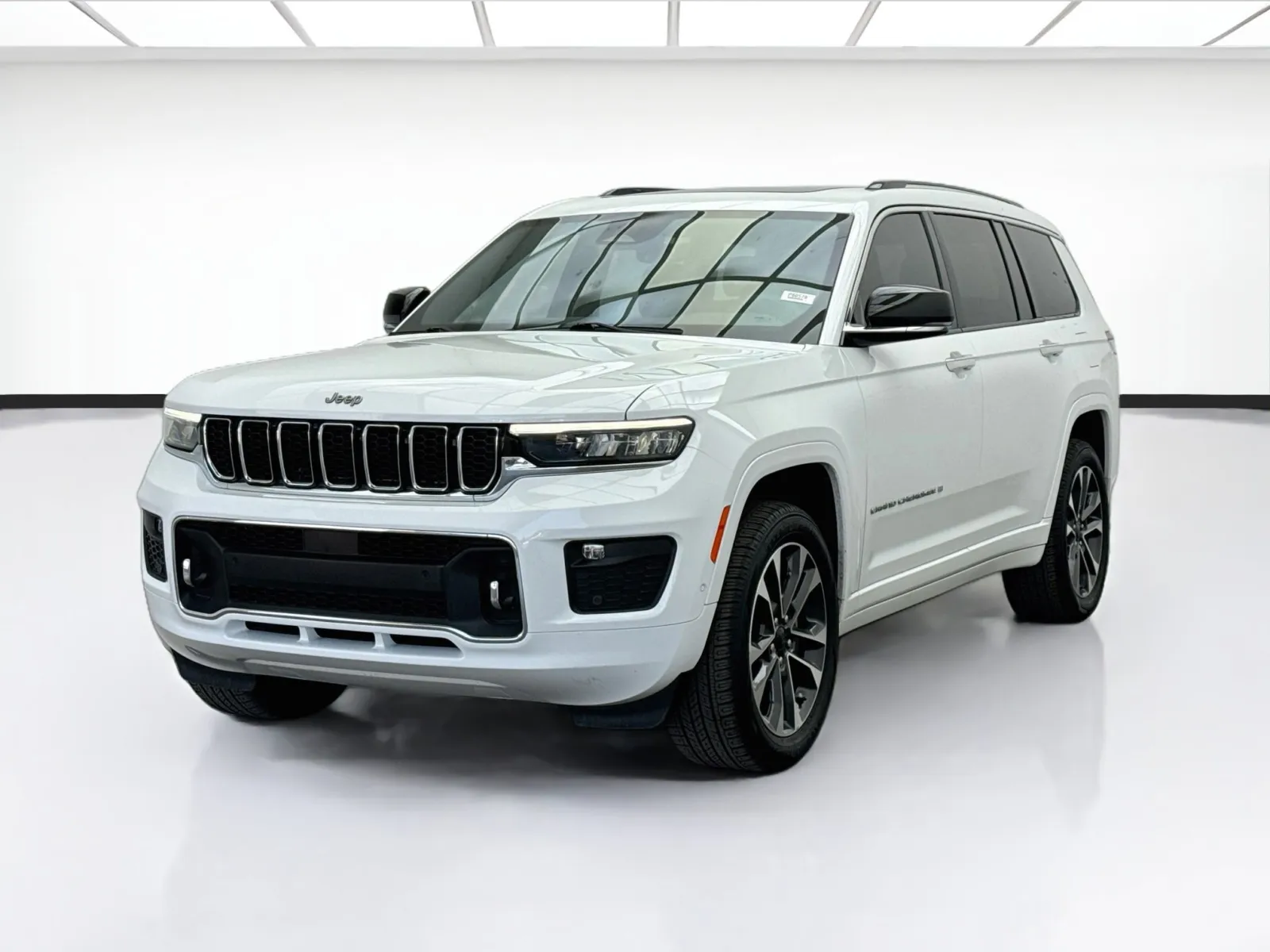 White 2023 Jeep Grand Cherokee L Overland for sale in Bellflower, CA