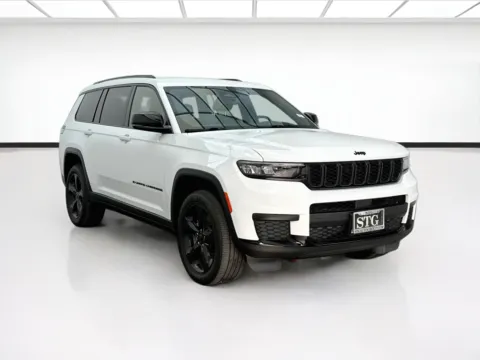 Another view of 2023 Jeep Grand Cherokee L Altitude for sale in Bellflower, CA at STG Bellflower