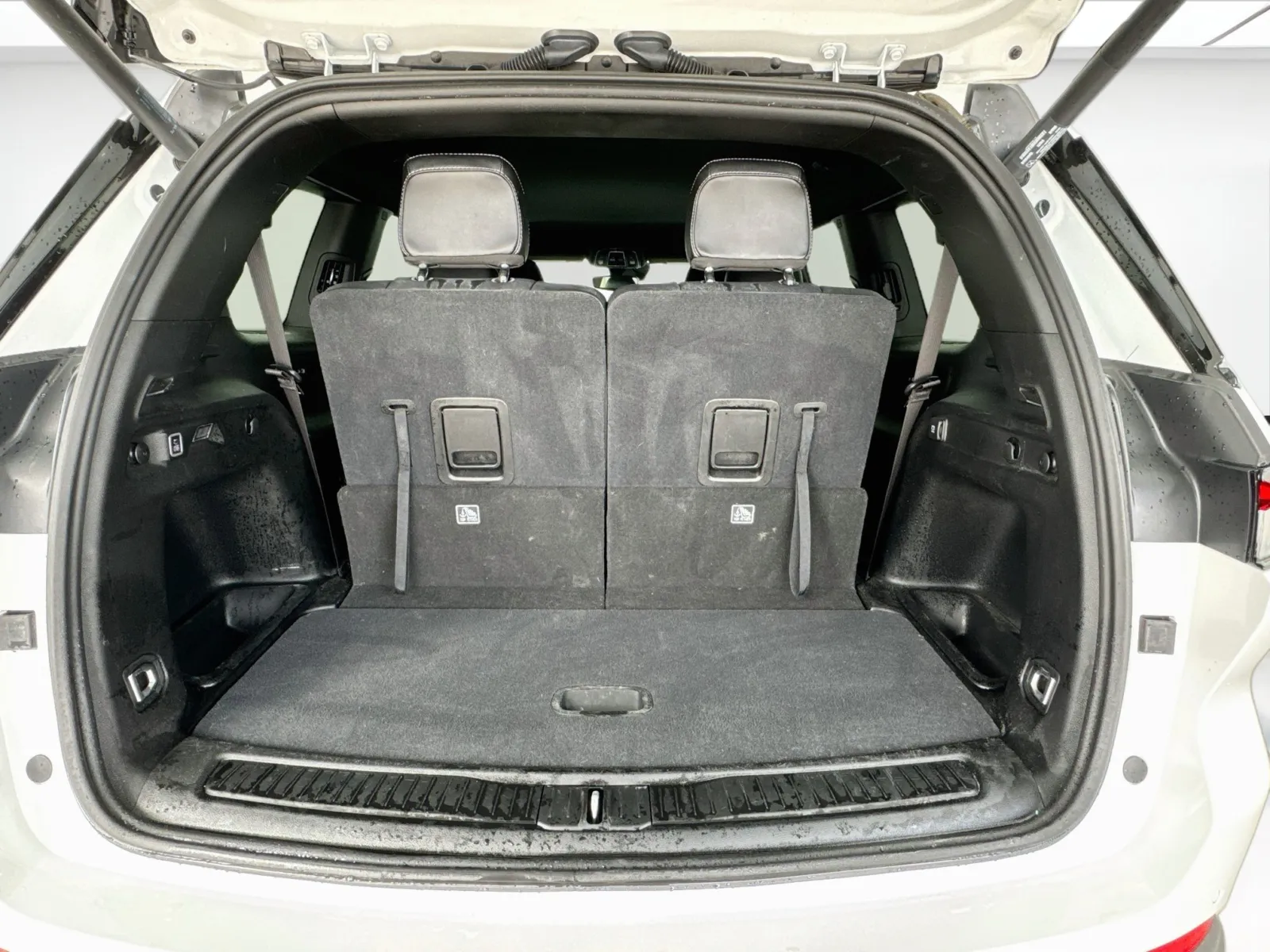 Jeep Grand Cherokee L photo 18