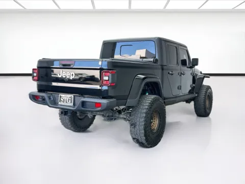 More photos of 2020 Jeep Gladiator Overland at STG Bellflower, CA