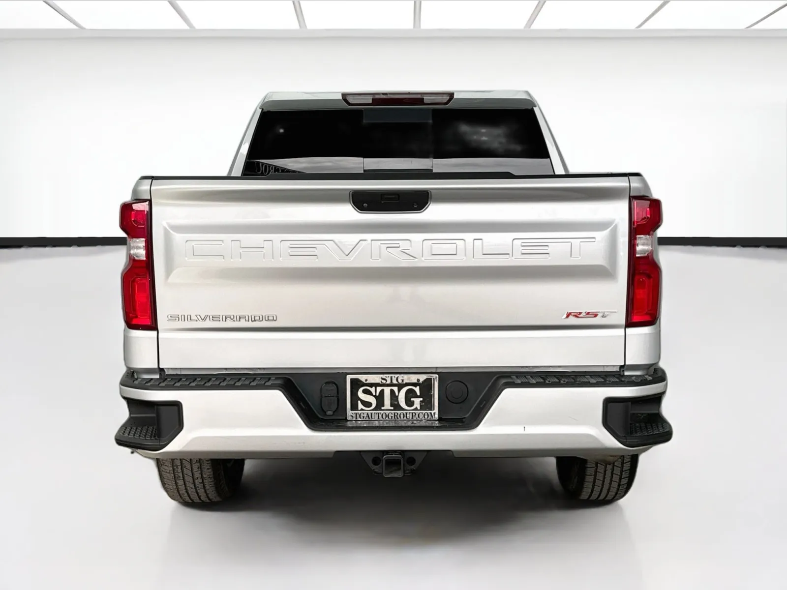 Chevrolet Silverado photo 5