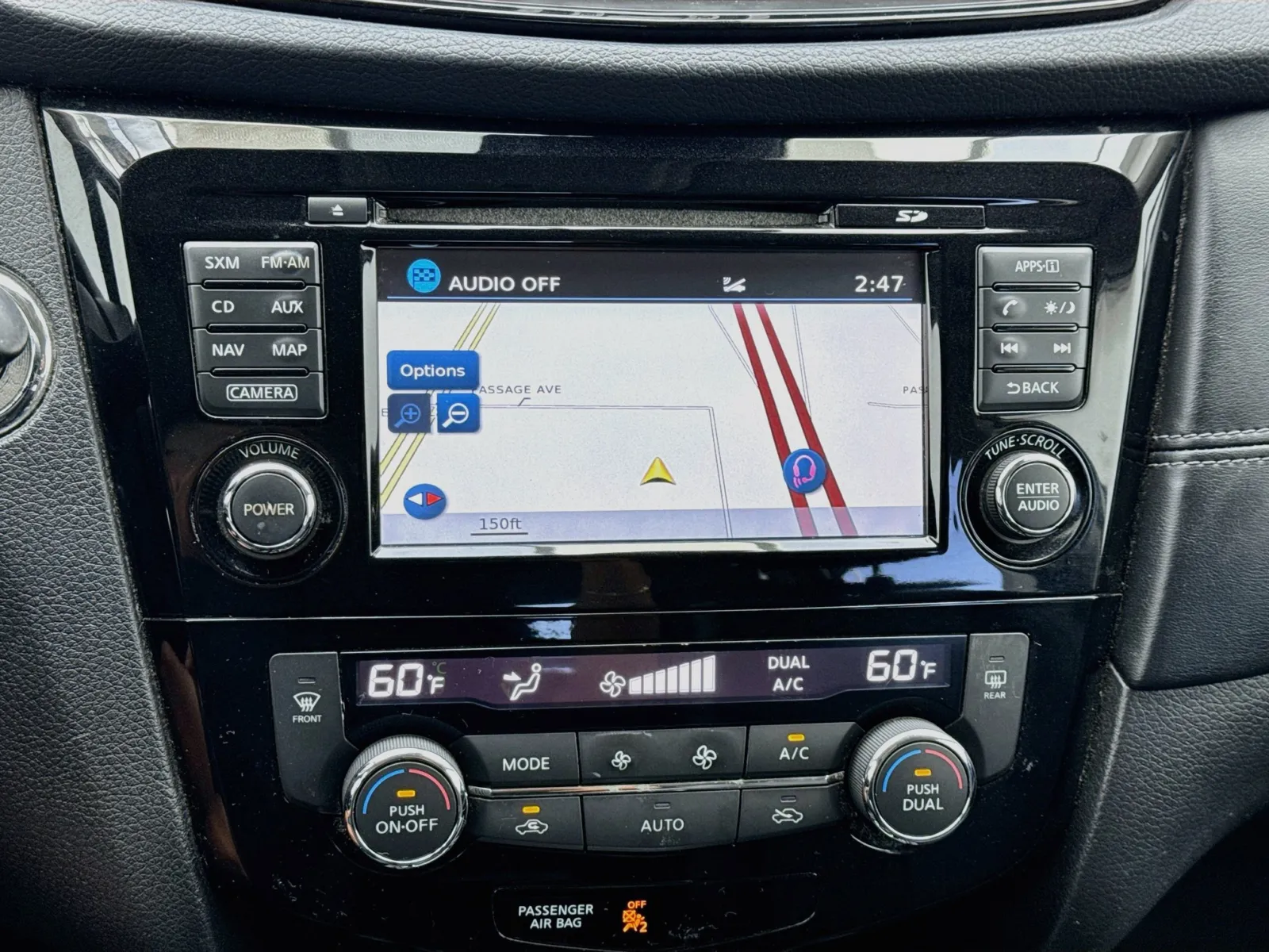 Nissan Rogue photo 9