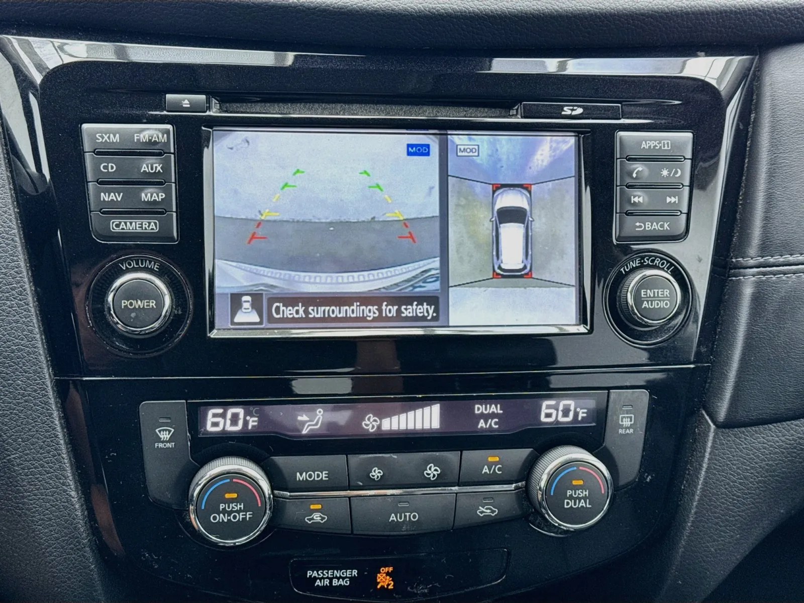 Nissan Rogue photo 10
