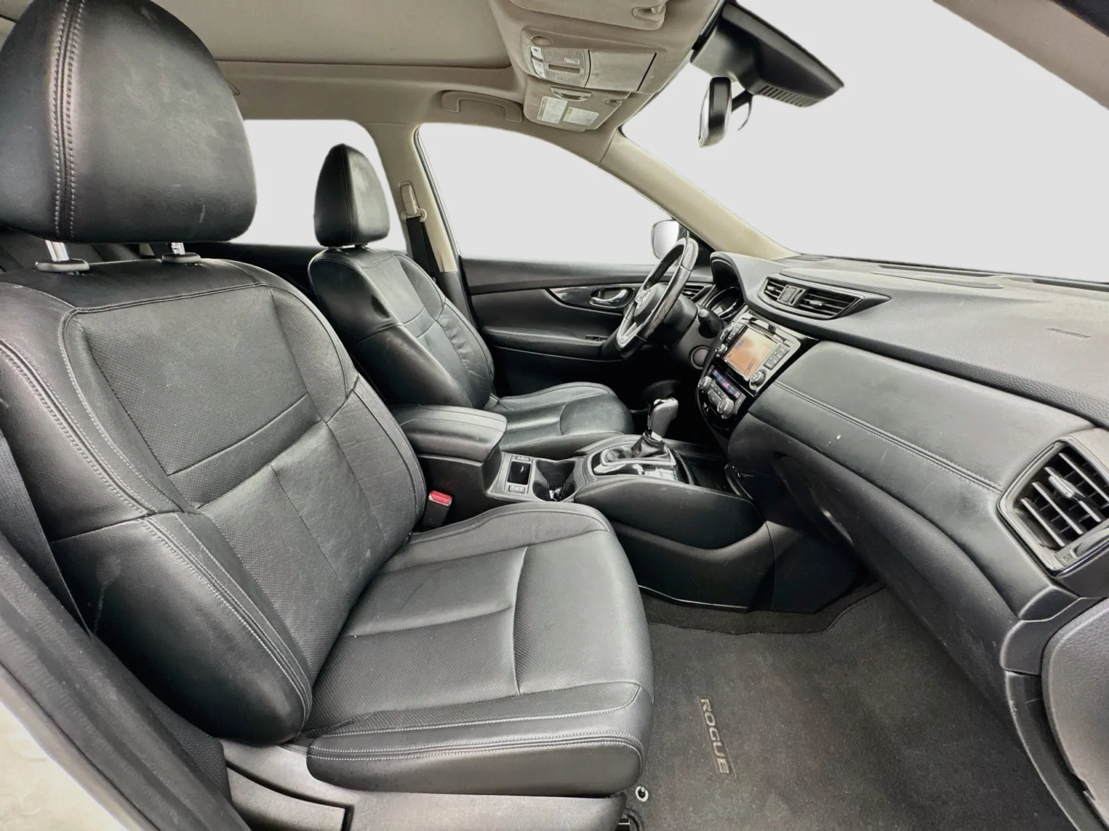Nissan Rogue photo 20