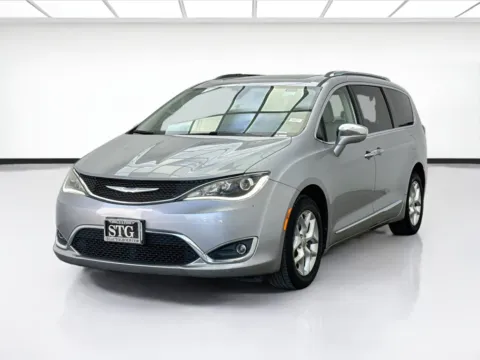 Silver 2020 Chrysler Pacifica Limited for sale in Bellflower, CA