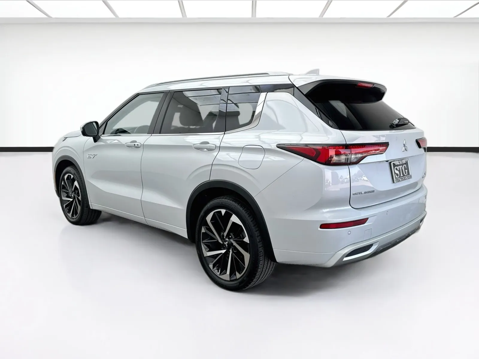 Mitsubishi Outlander photo 6