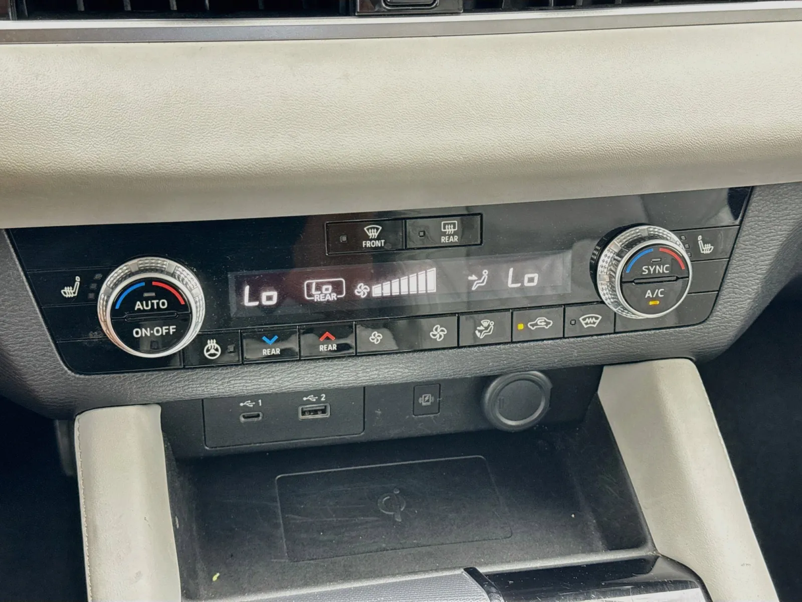 Mitsubishi Outlander photo 12
