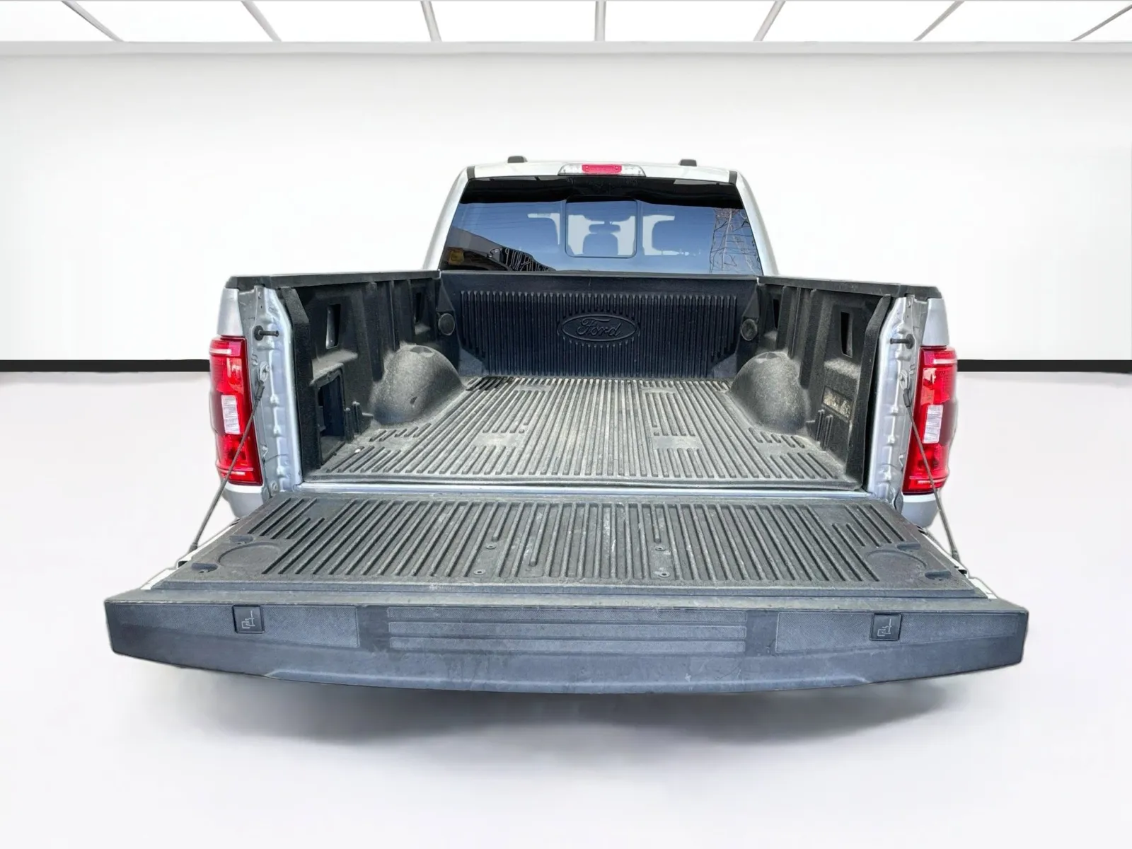 Ford F-150 photo 17