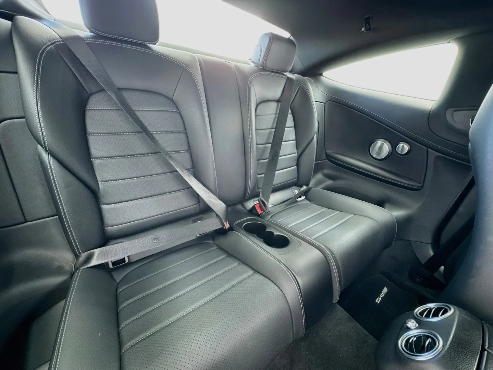 Mercedes-Benz C-Class photo 18