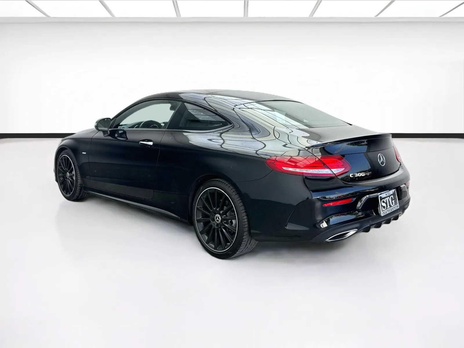 Mercedes-Benz C-Class photo 6