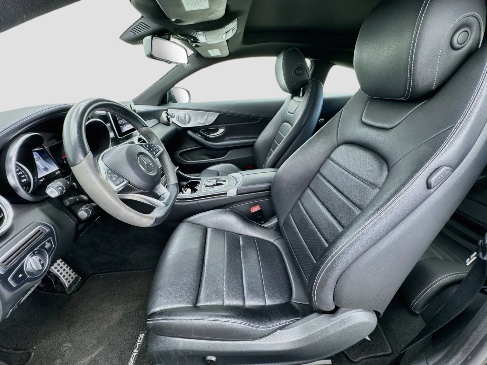 Mercedes-Benz C-Class photo 13