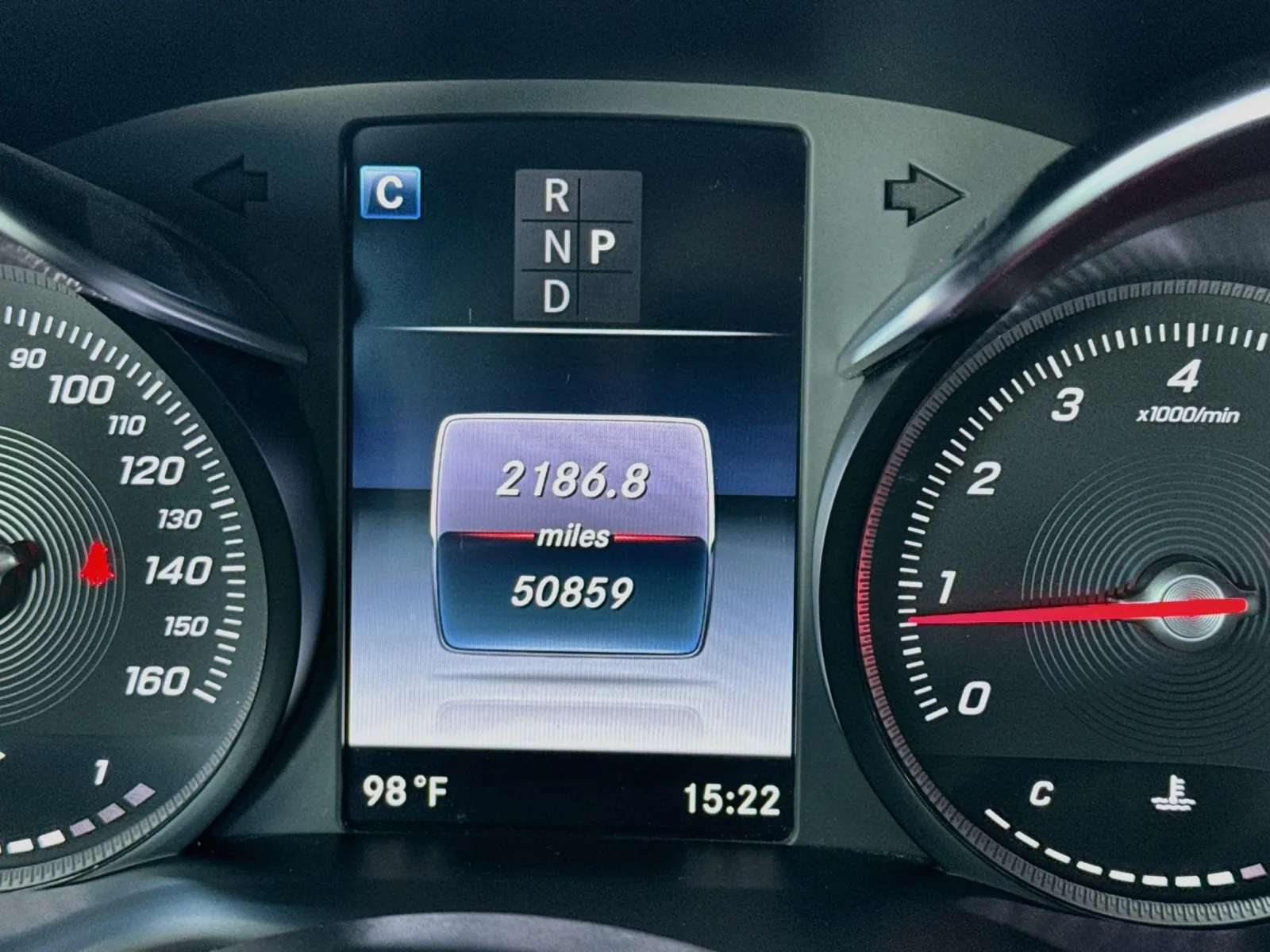 Mercedes-Benz C-Class photo 8