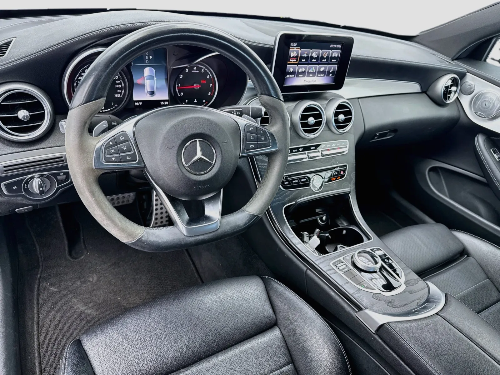 Mercedes-Benz C-Class photo 15
