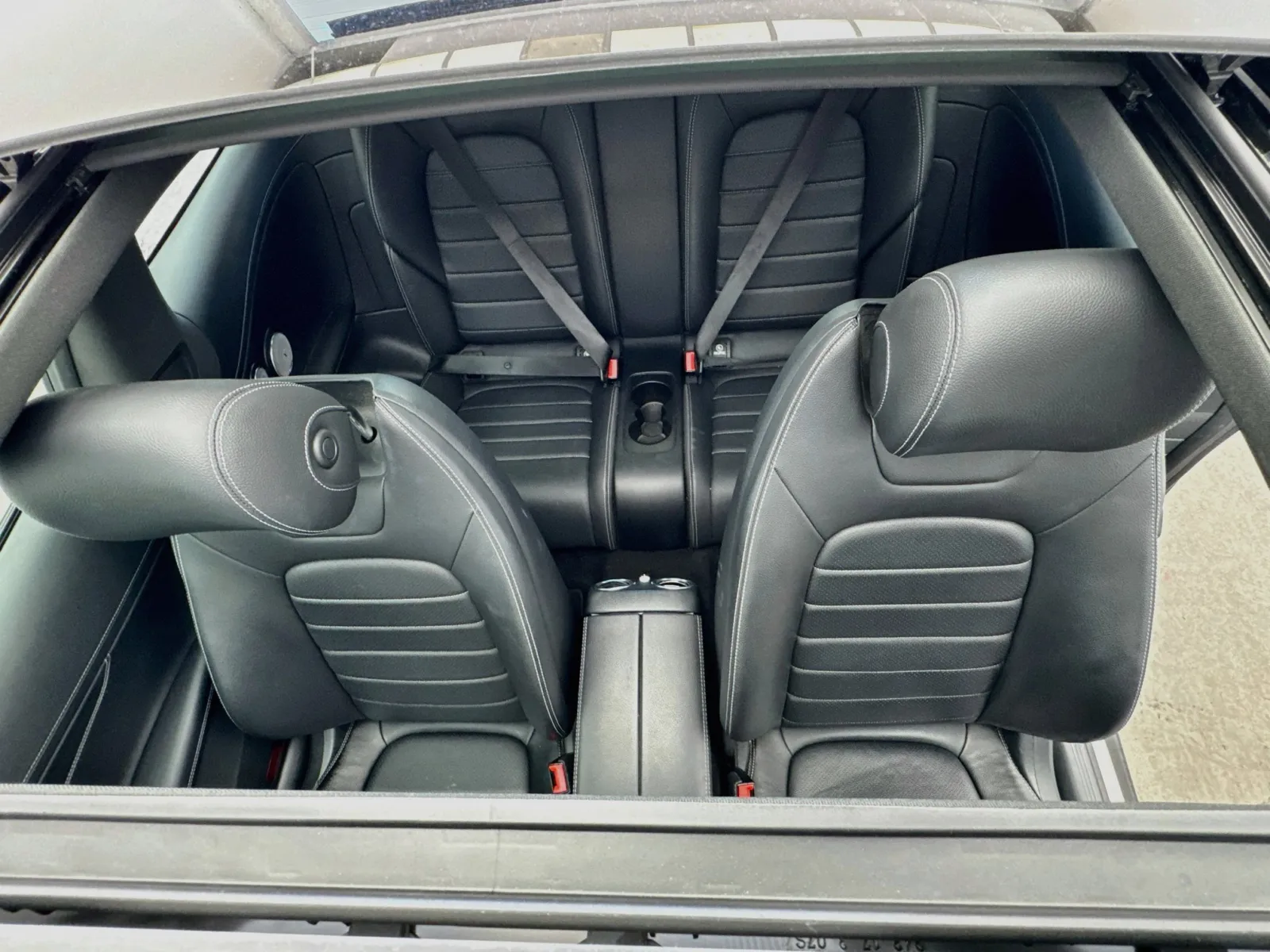 Mercedes-Benz C-Class photo 14