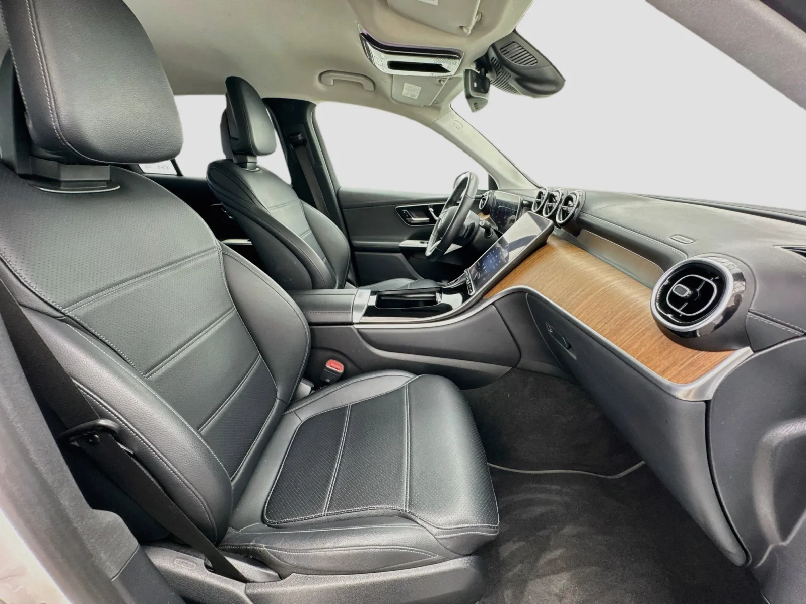 Mercedes-Benz GLC photo 19
