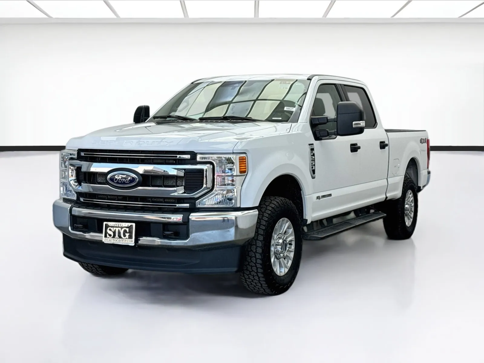 White 2022 Ford Super Duty F-250 SRW XLT for sale in Bellflower, CA