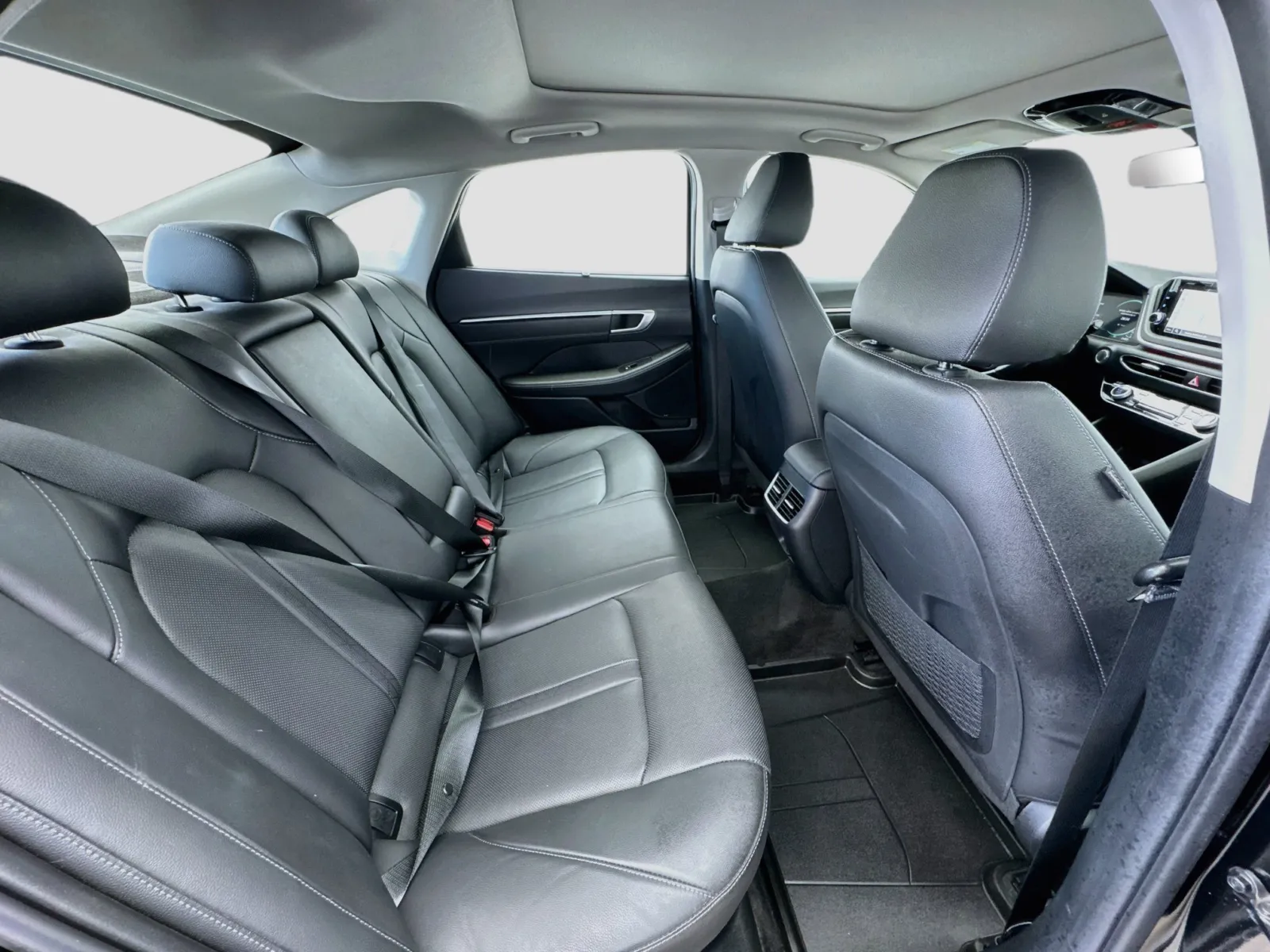 Hyundai Sonata photo 19