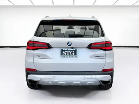 More photos of 2021 BMW X5 sDrive40i at STG Bellflower, CA