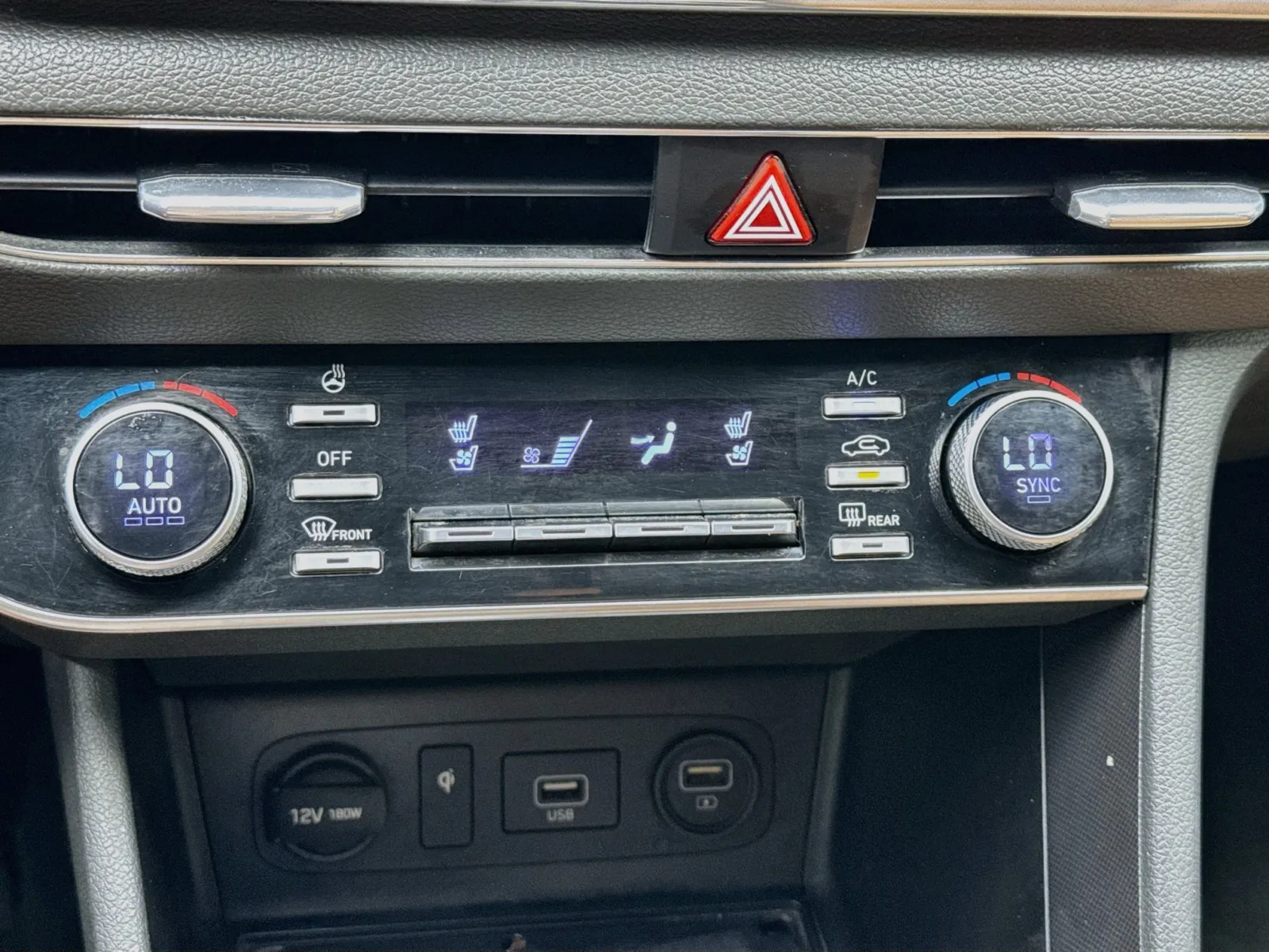 Hyundai Sonata photo 12