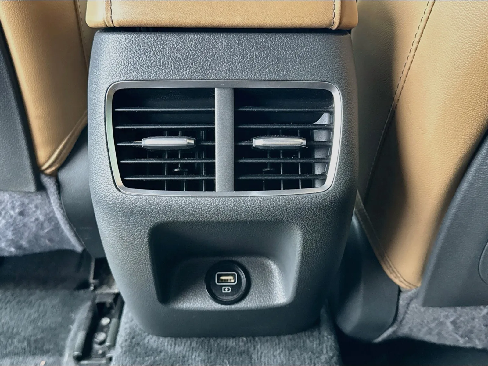 Hyundai Sonata photo 17