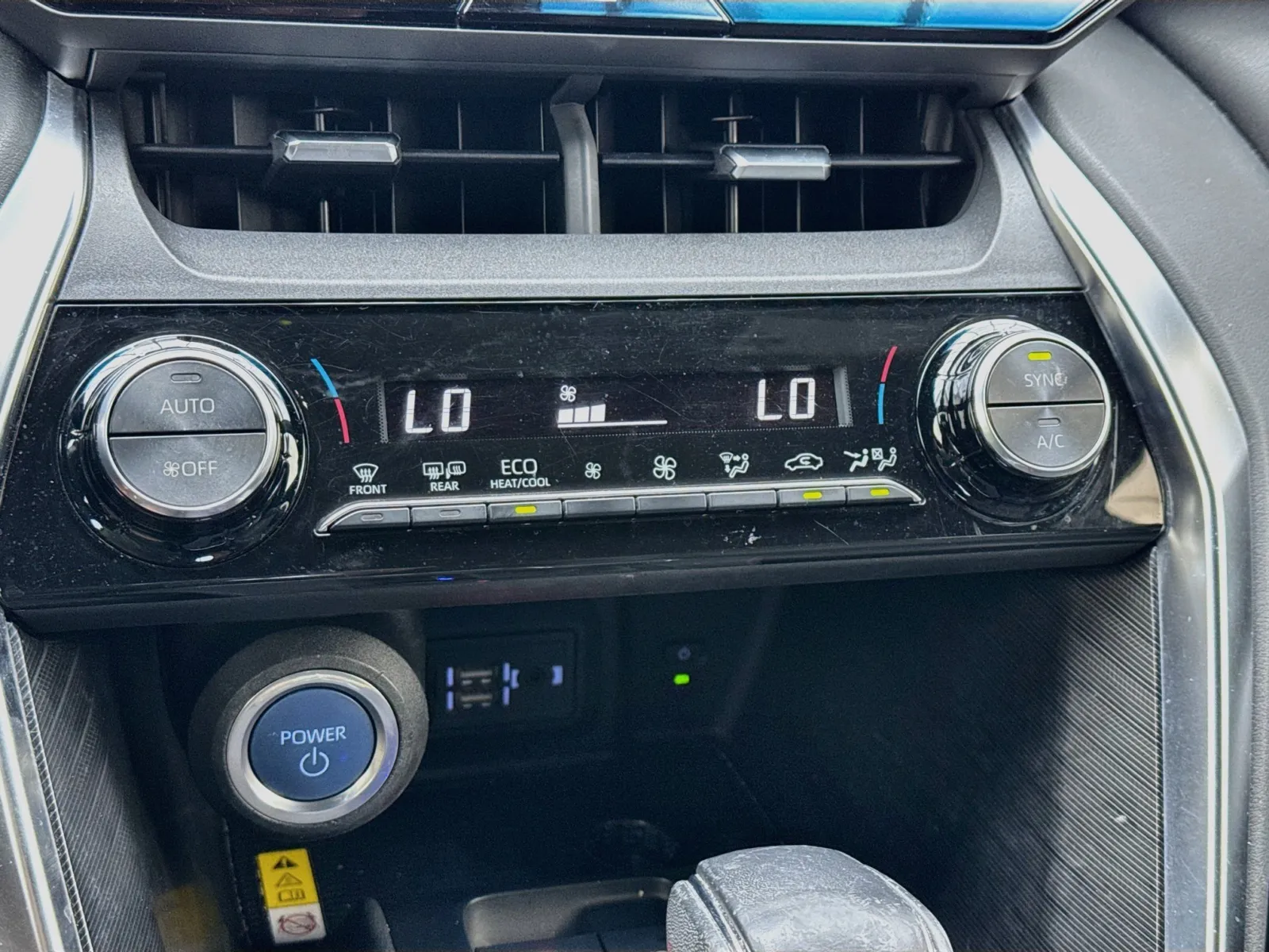 Toyota Venza photo 12