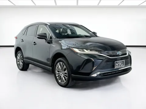 Another view of 2021 Toyota Venza XLE for sale in Bellflower, CA at STG Bellflower
