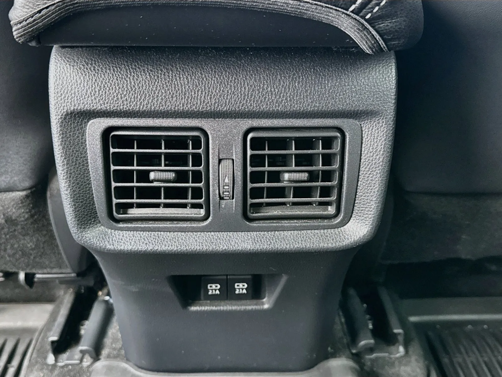 Toyota Venza photo 16