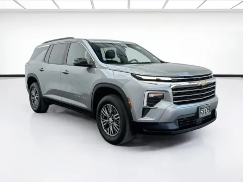 Another view of 2025 Chevrolet Traverse LT 1LT for sale in Bellflower, CA at STG Bellflower