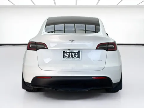 More photos of 2023 Tesla Model Y Long Range at STG Bellflower, CA
