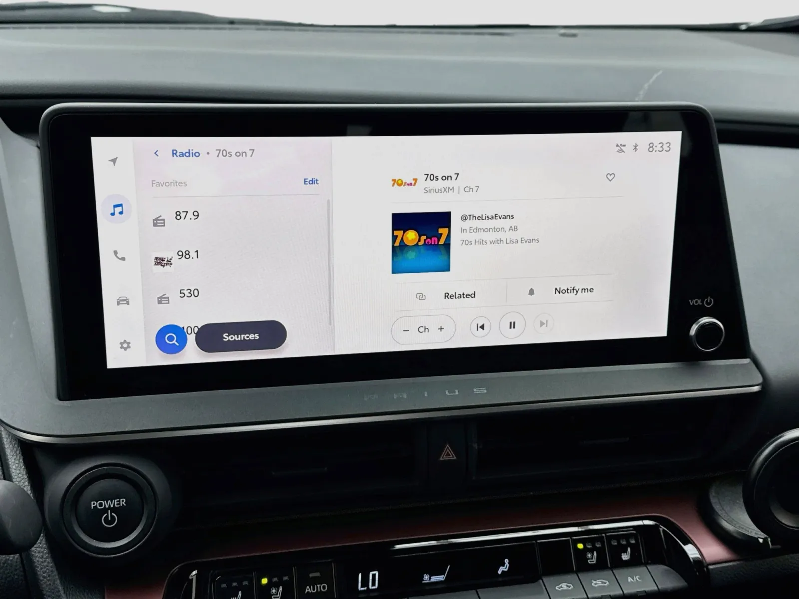 Toyota Prius photo 11