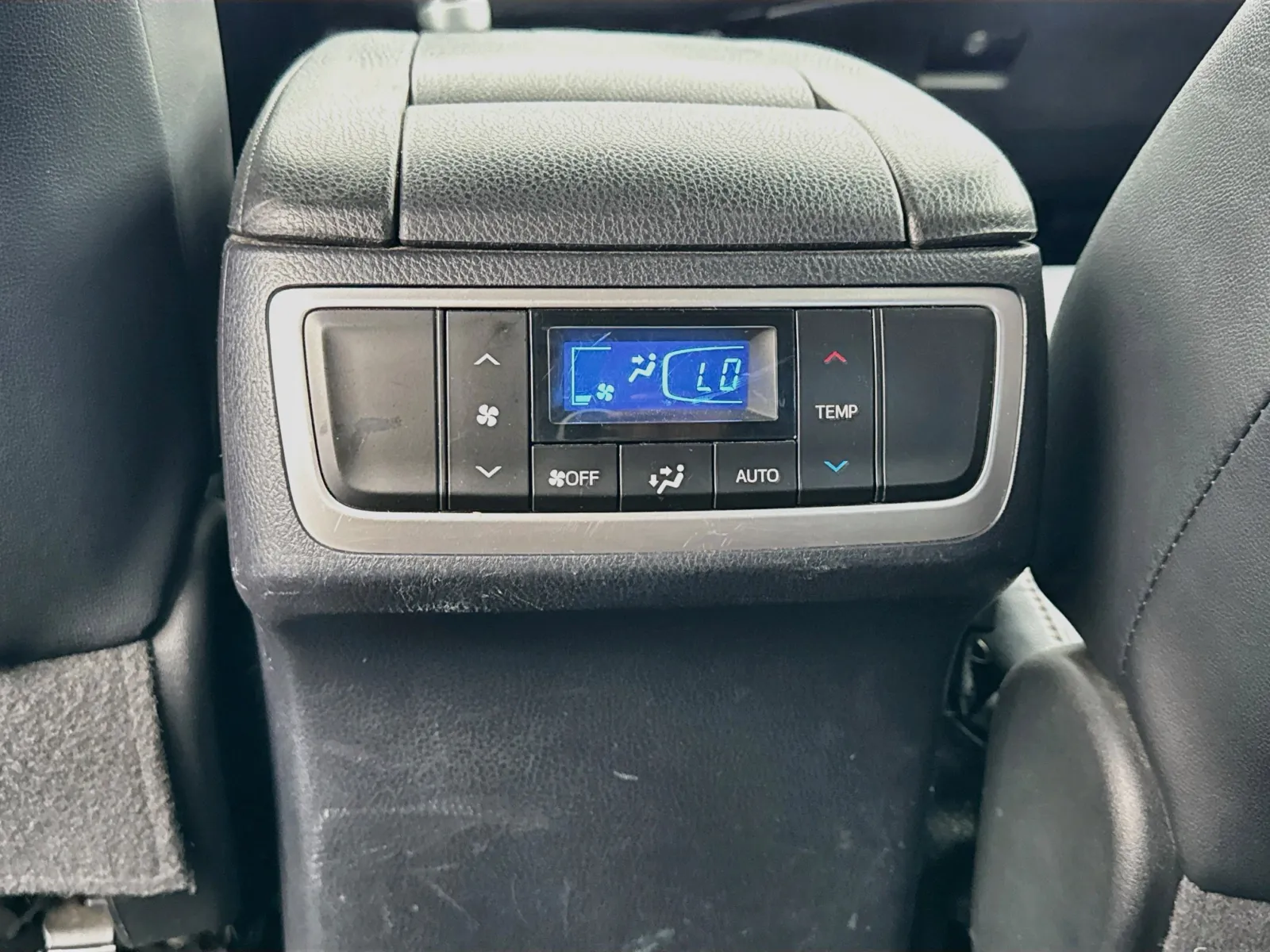 Toyota Highlander photo 17