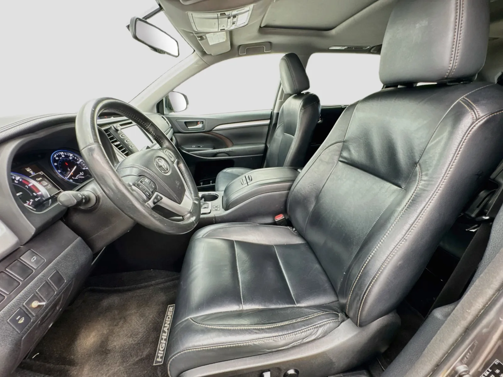 Toyota Highlander photo 13