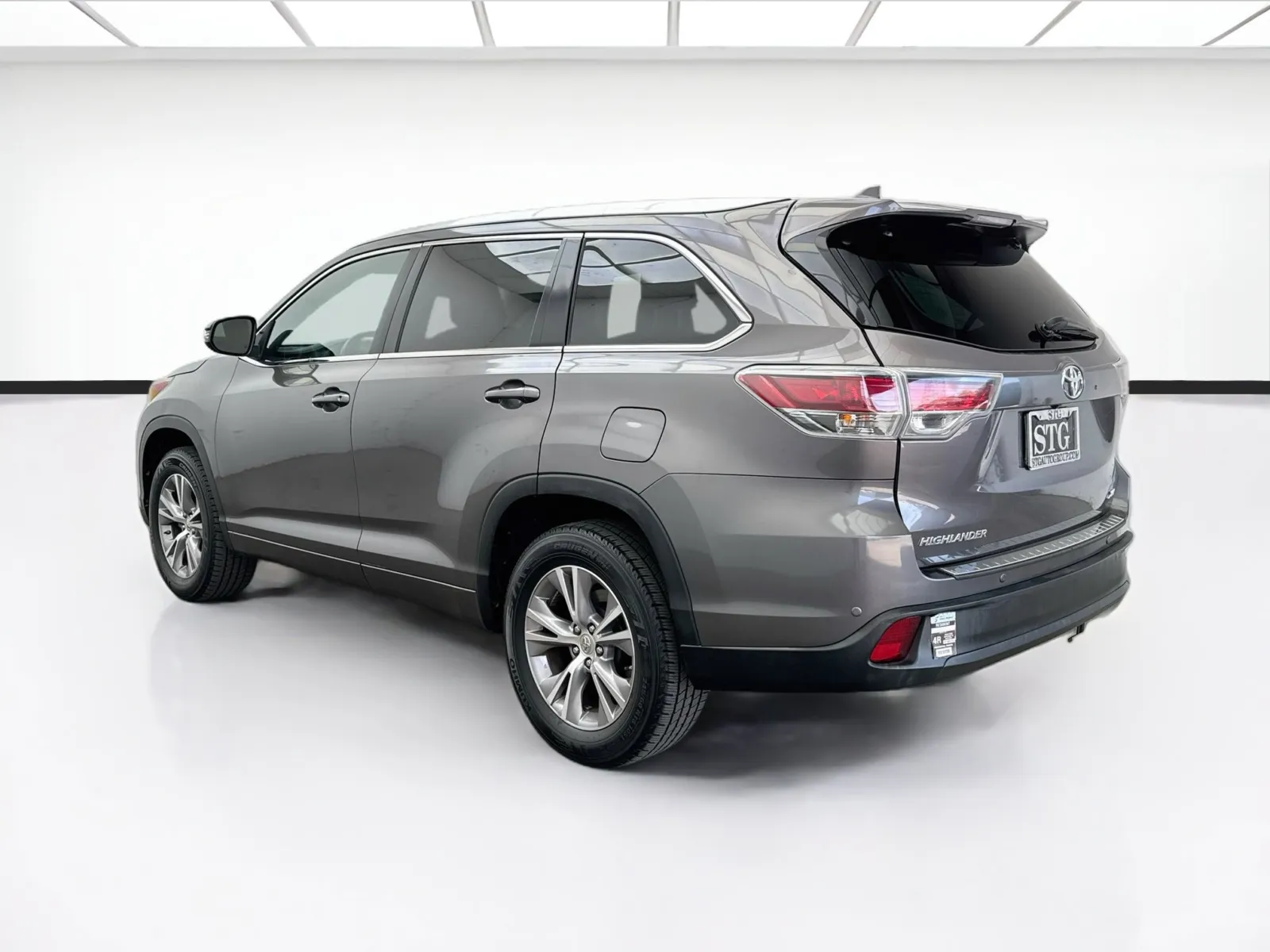 Toyota Highlander photo 6