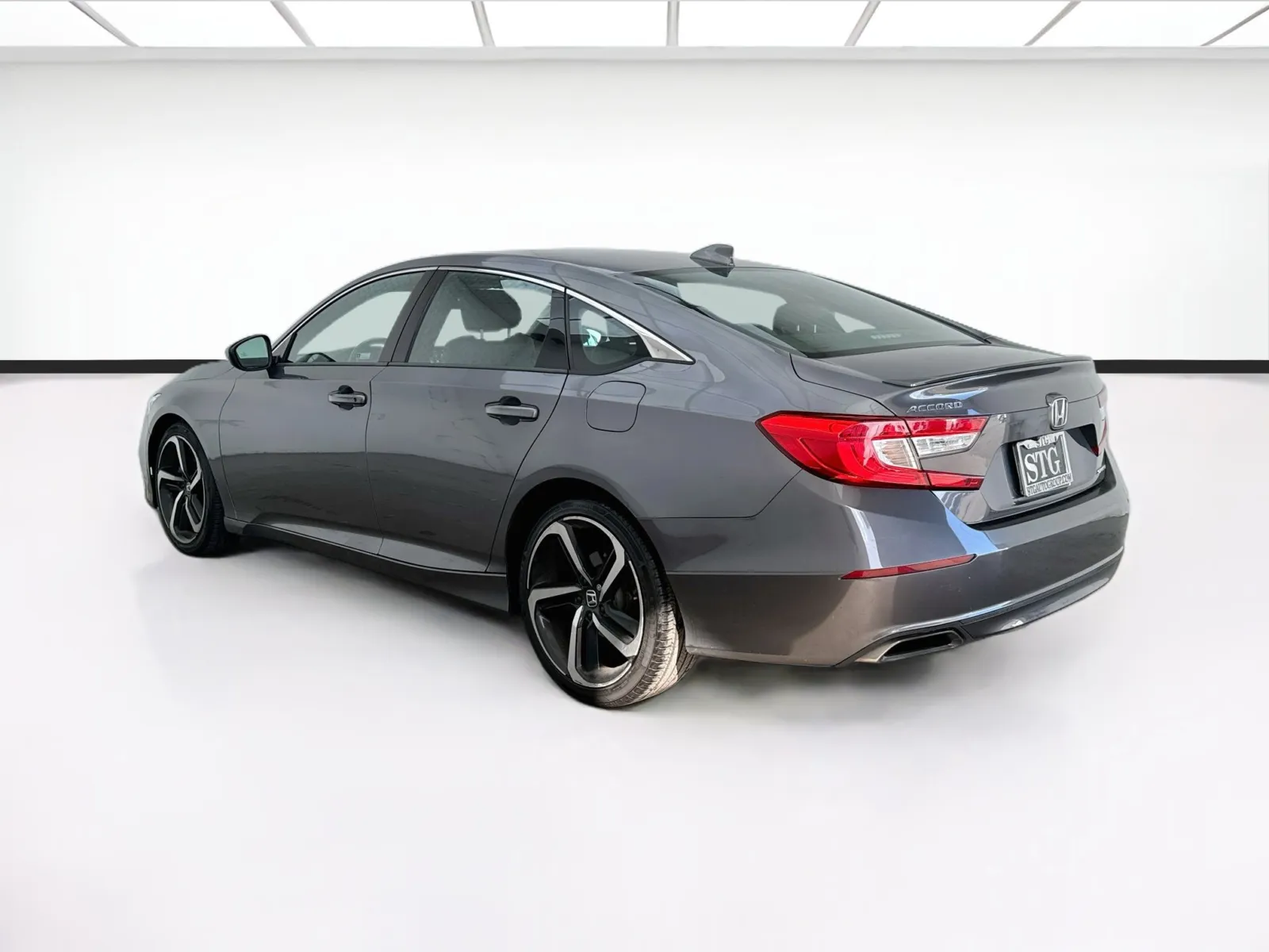 Honda Accord photo 6