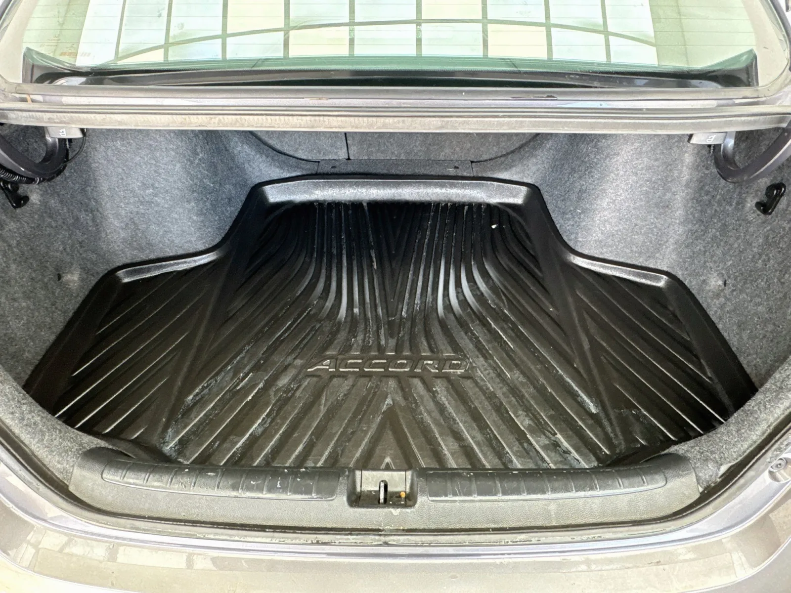 Honda Accord photo 16
