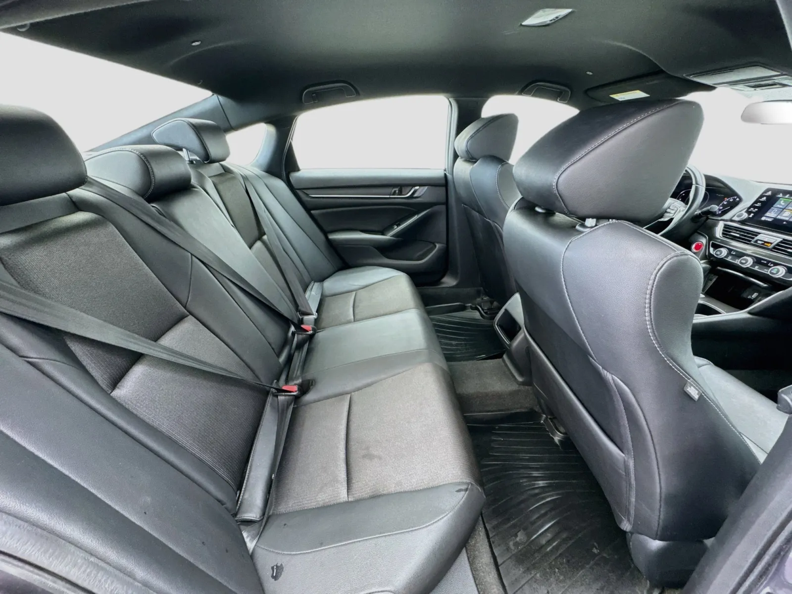 Honda Accord photo 17
