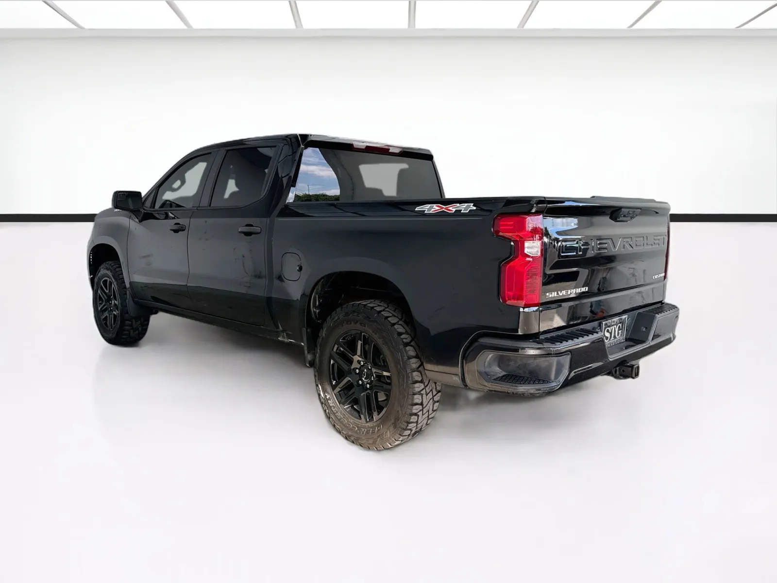 Chevrolet Silverado photo 6