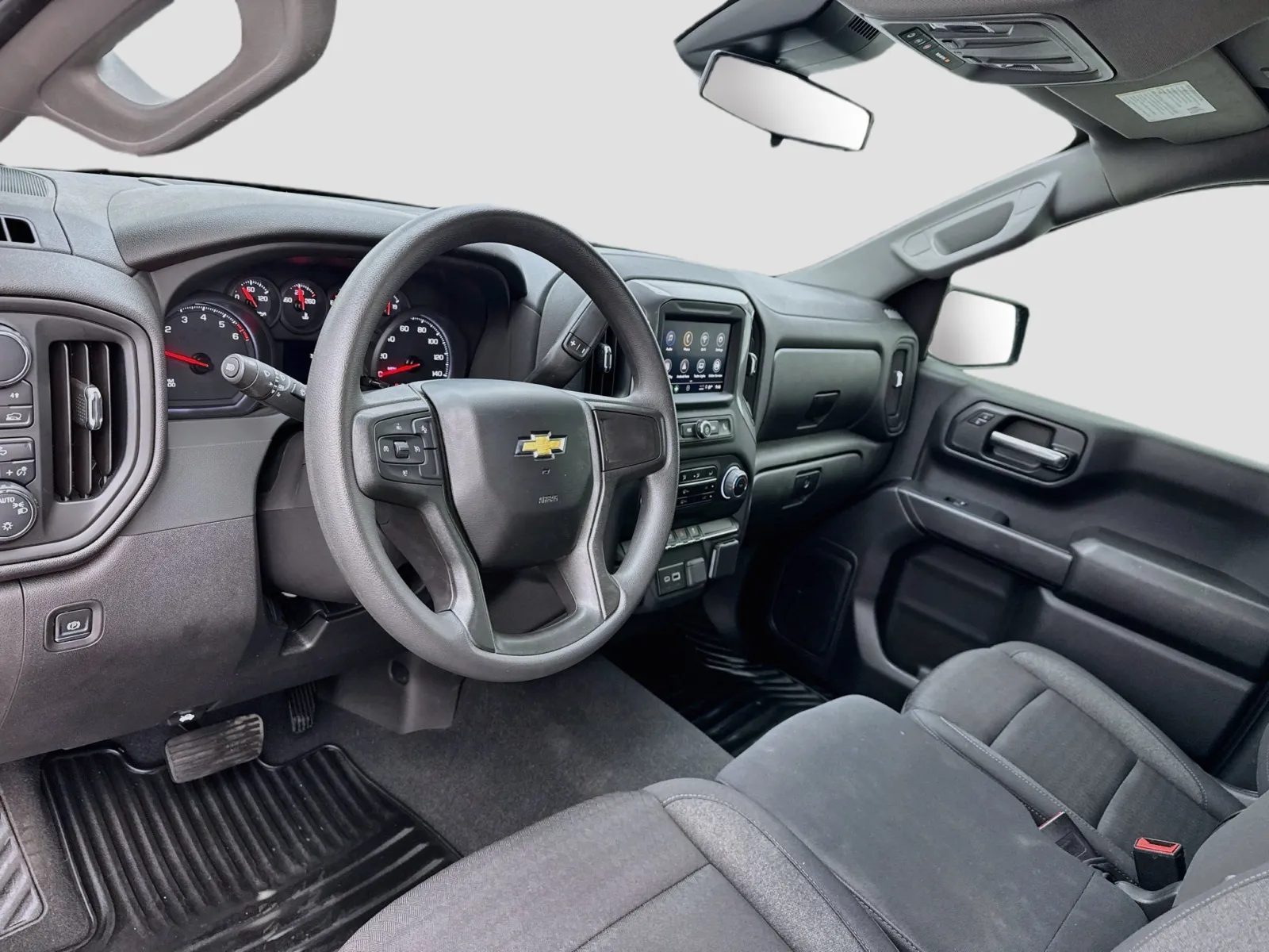 Chevrolet Silverado photo 7