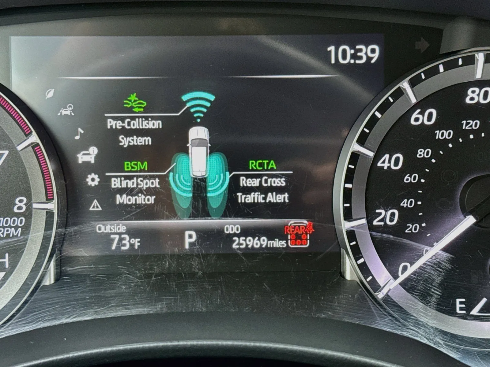 Toyota Highlander photo 8