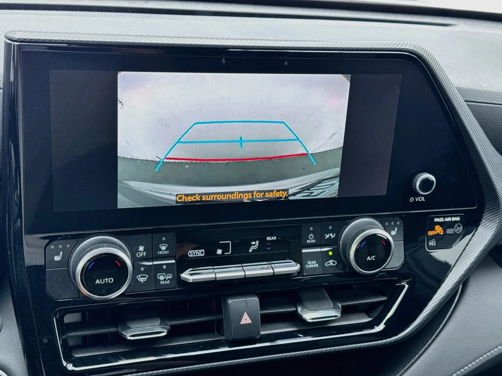 Toyota Highlander photo 10