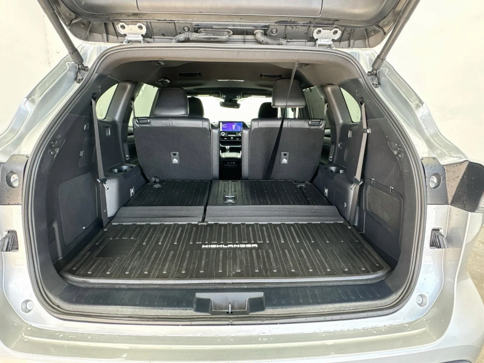 Toyota Highlander photo 18