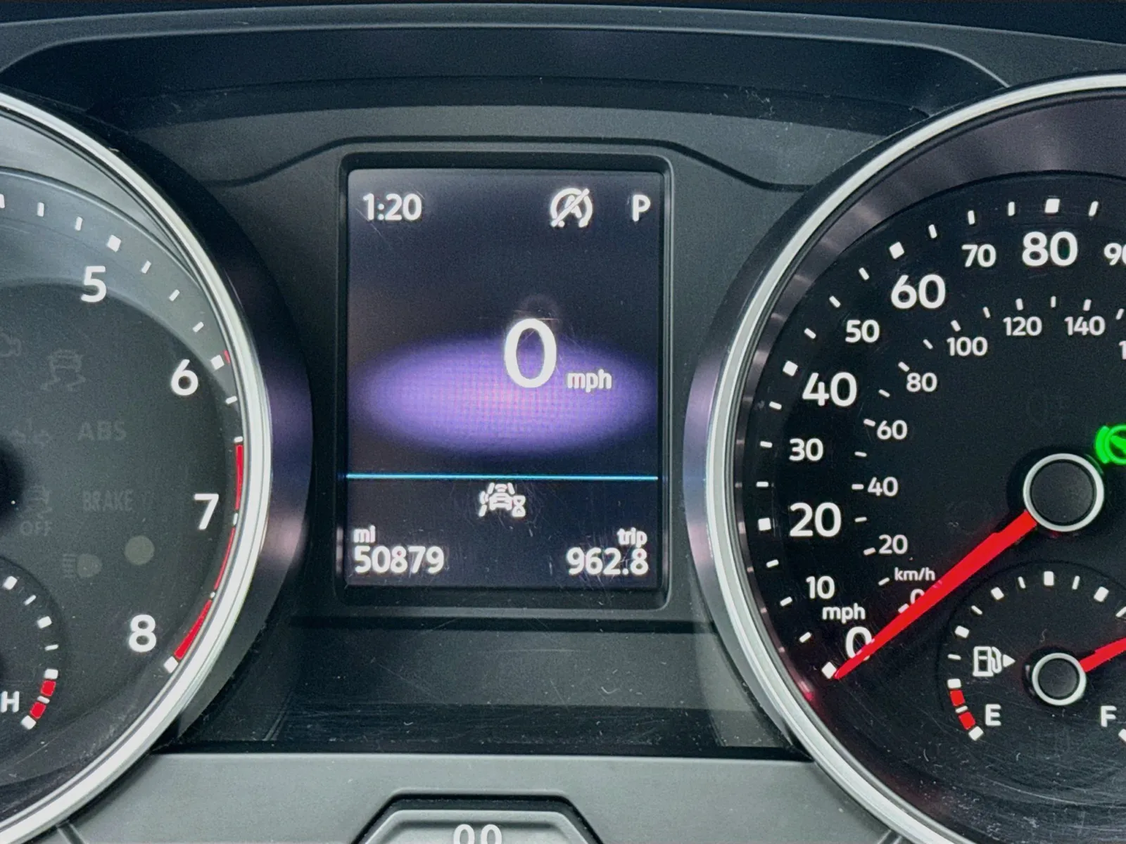 Volkswagen Tiguan photo 8