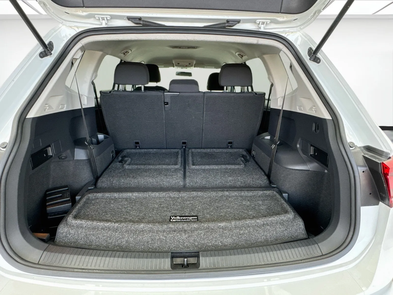 Volkswagen Tiguan photo 17