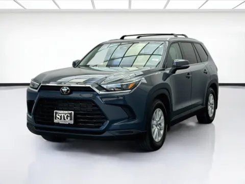 Unknown 2024 Toyota Grand Highlander XLE for sale in Bellflower, CA